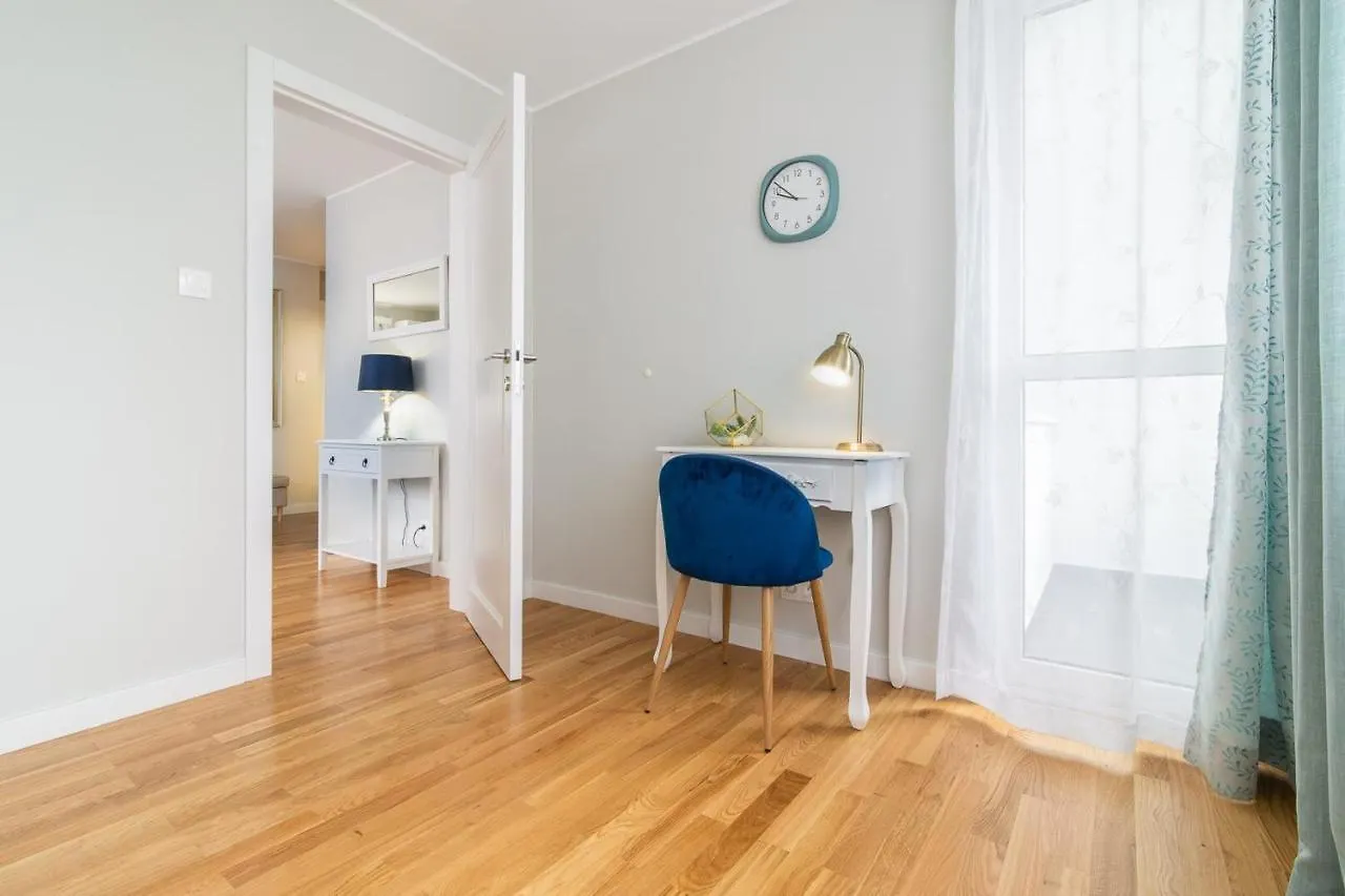Rent Like Home - Zlota 6 Warsaw Poland