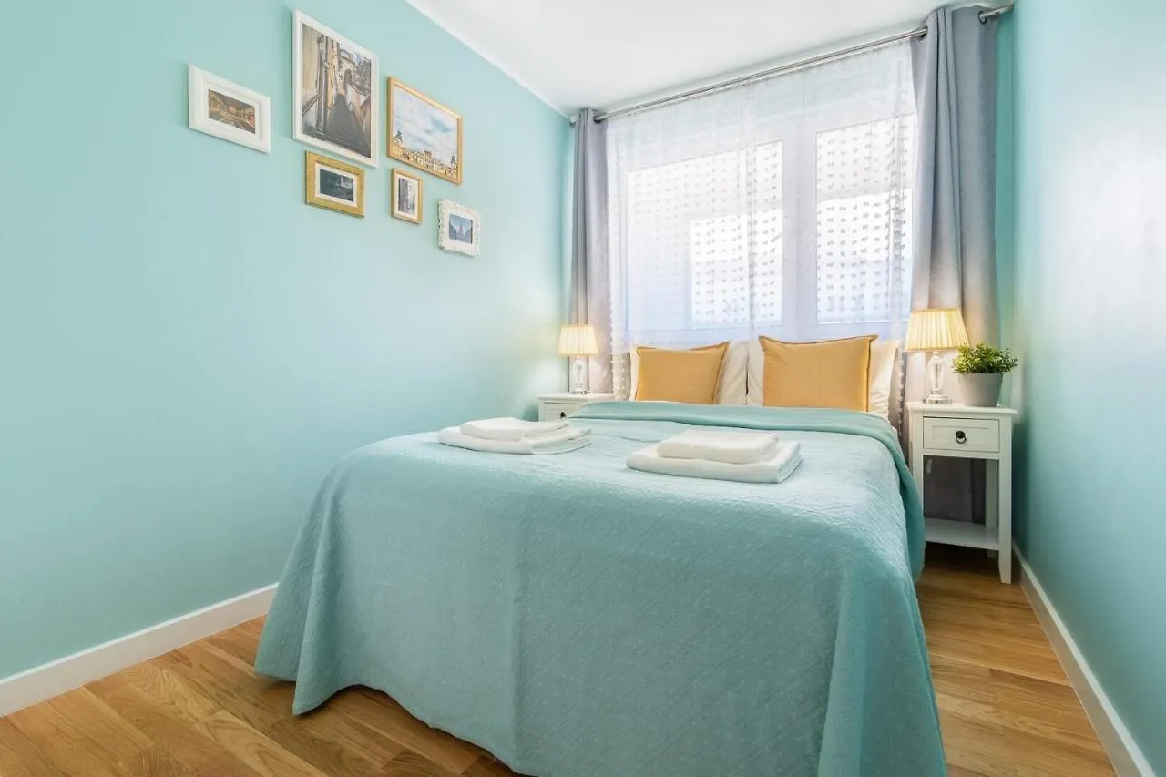 Rent Like Home - Zlota 6 Warsaw